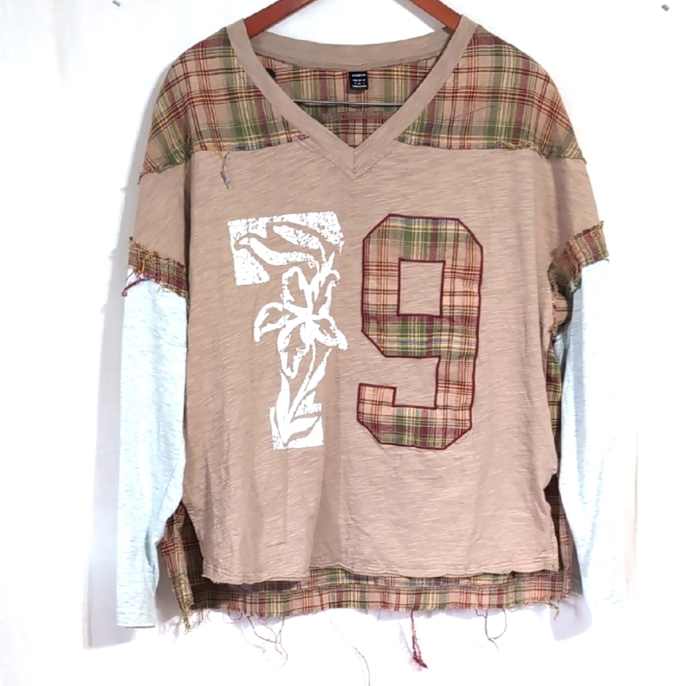 Shein Tan Varsity Patchwork Distressed Layered Lo… - image 1